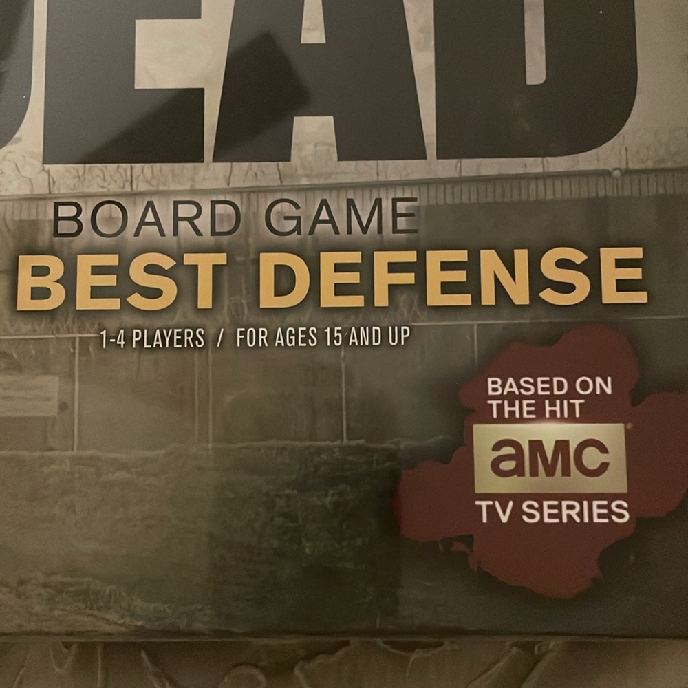 AMC The Walking Dead Board Game - New Still in the original Wrapper - Picture 9 of 11